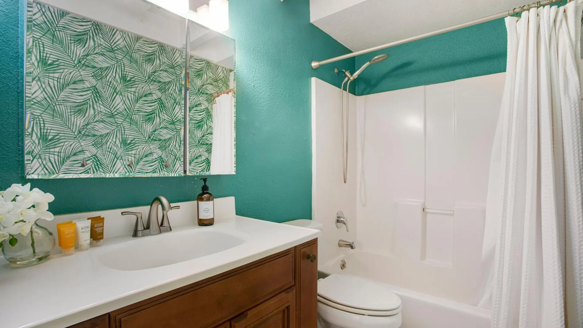 Charming Loft 2Br With Free Parking & Near Beach! Kihei 0*,